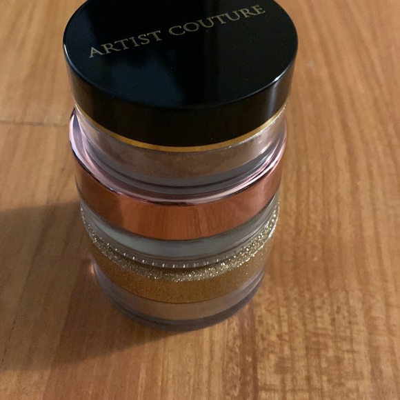 Trio of loose highlighters